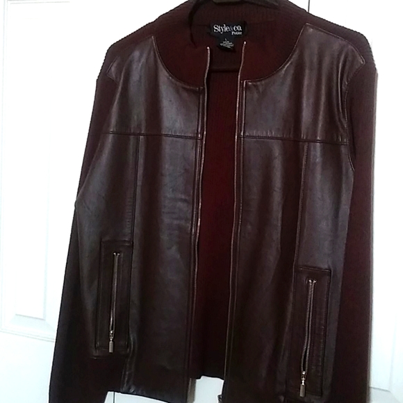 Jacket - Picture 1 of 4